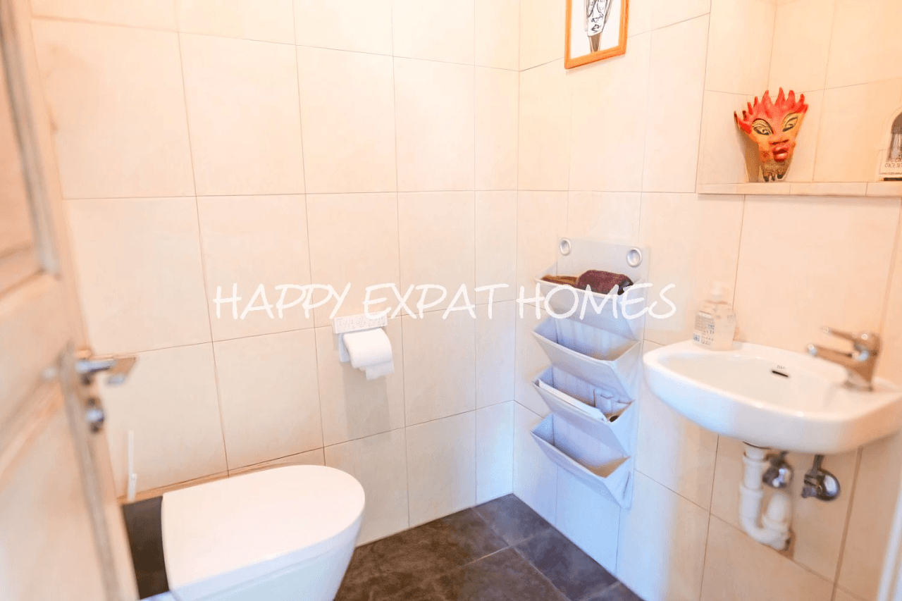 Huge fantastic villa in the Sitges hills with warehouse garage, independent apartment and tourist license