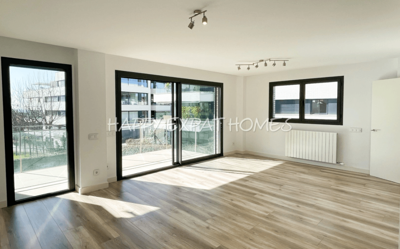 3 bedroom flat in La Plana (av. Sofia) with seaviews