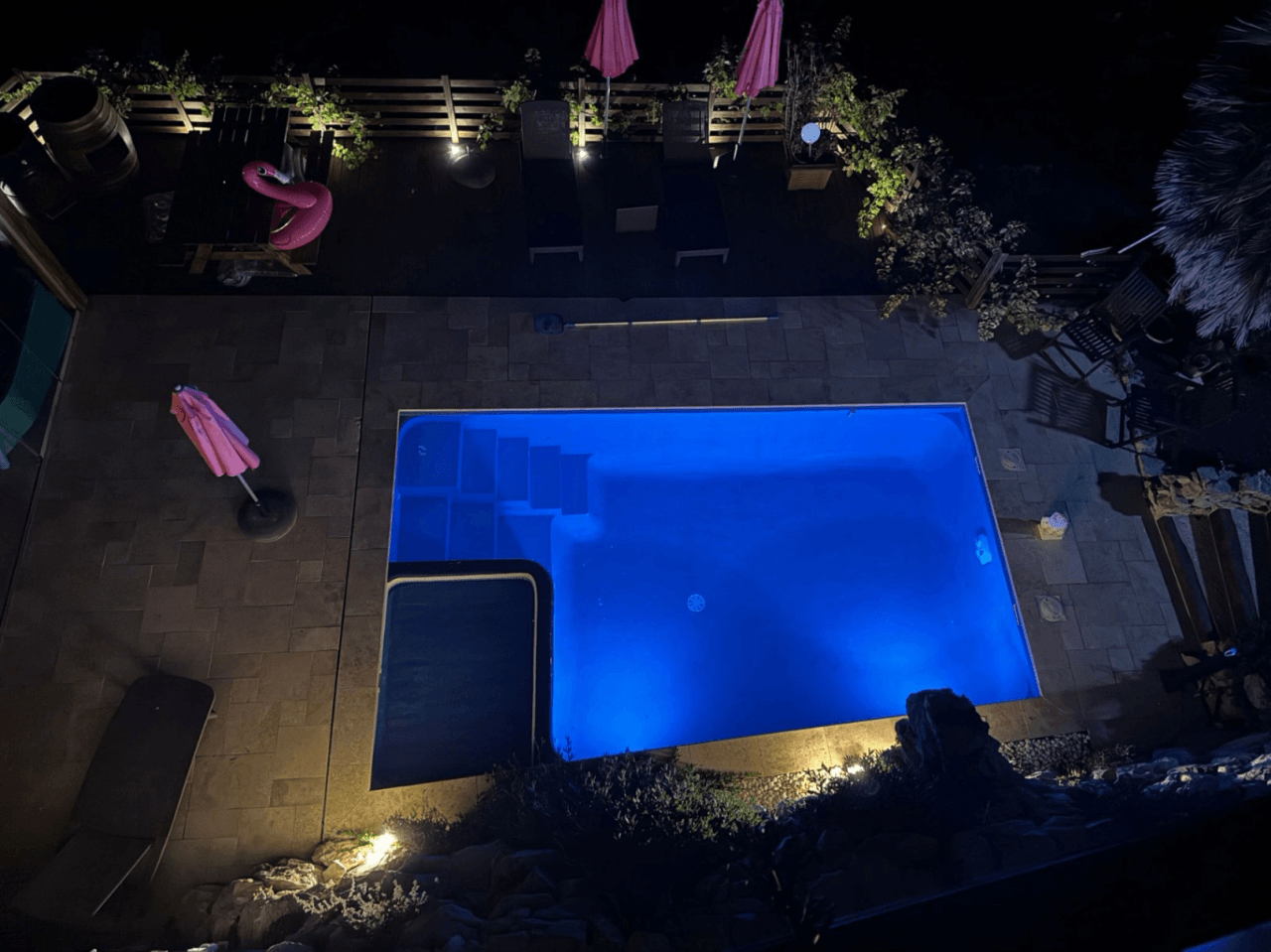 Huge fantastic villa in the Sitges hills with warehouse garage, independent apartment and tourist license