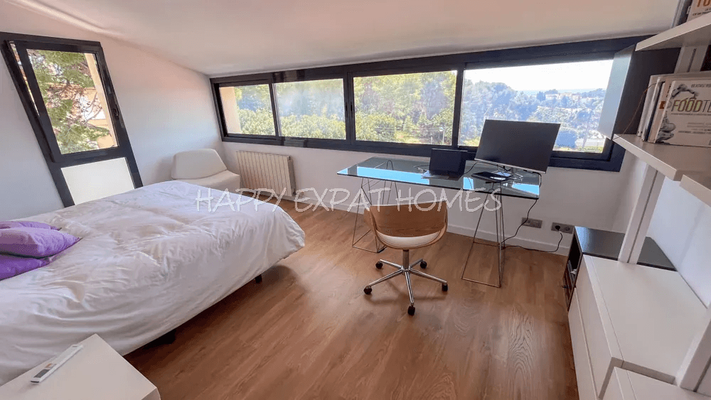 Impressive house with tourist license and sea views in Sitges