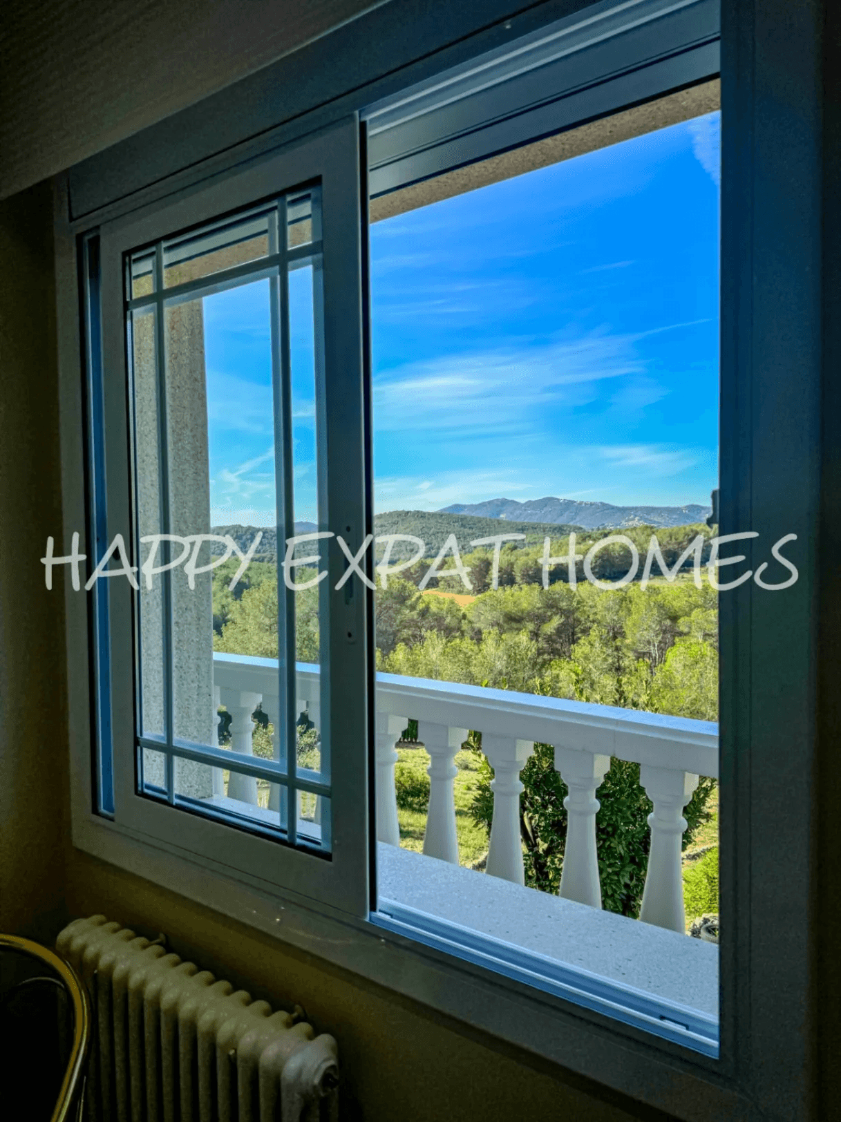 Exceptional villa with fantastic nature park views