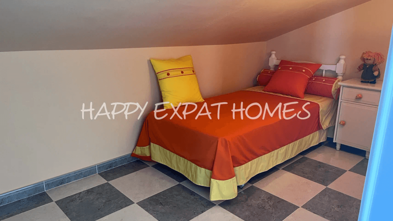 Exceptional villa with fantastic nature park views