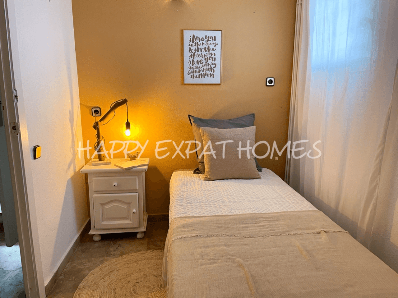 Big villa with private woods and tourist license