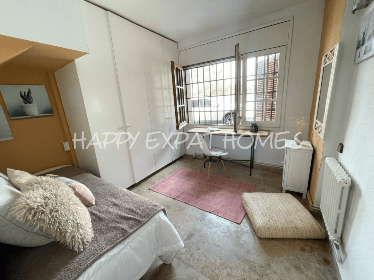Big villa with private woods and tourist license