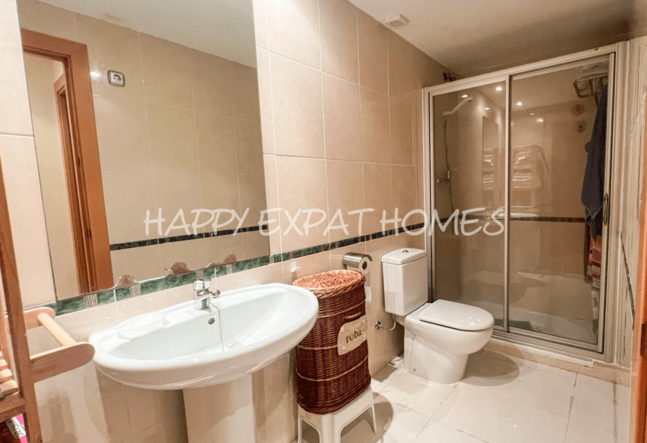 Spacious duplex with seaview and garden in Casas del Mar