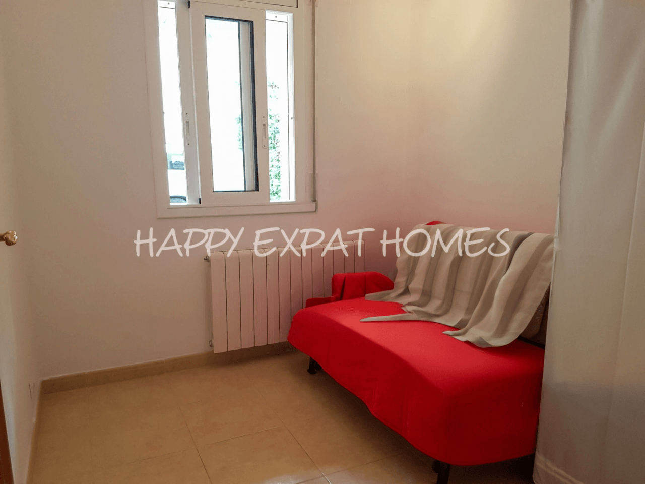 Villa en venta de 5 dormitorios con piscina en Olivella, Barcelona