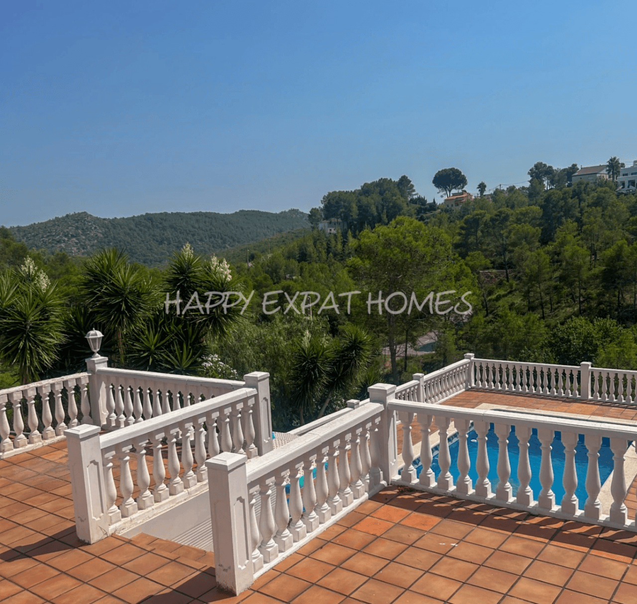 House with pool and Independent Apartment and Tourist Licence in Olivella – The Sitges Hills