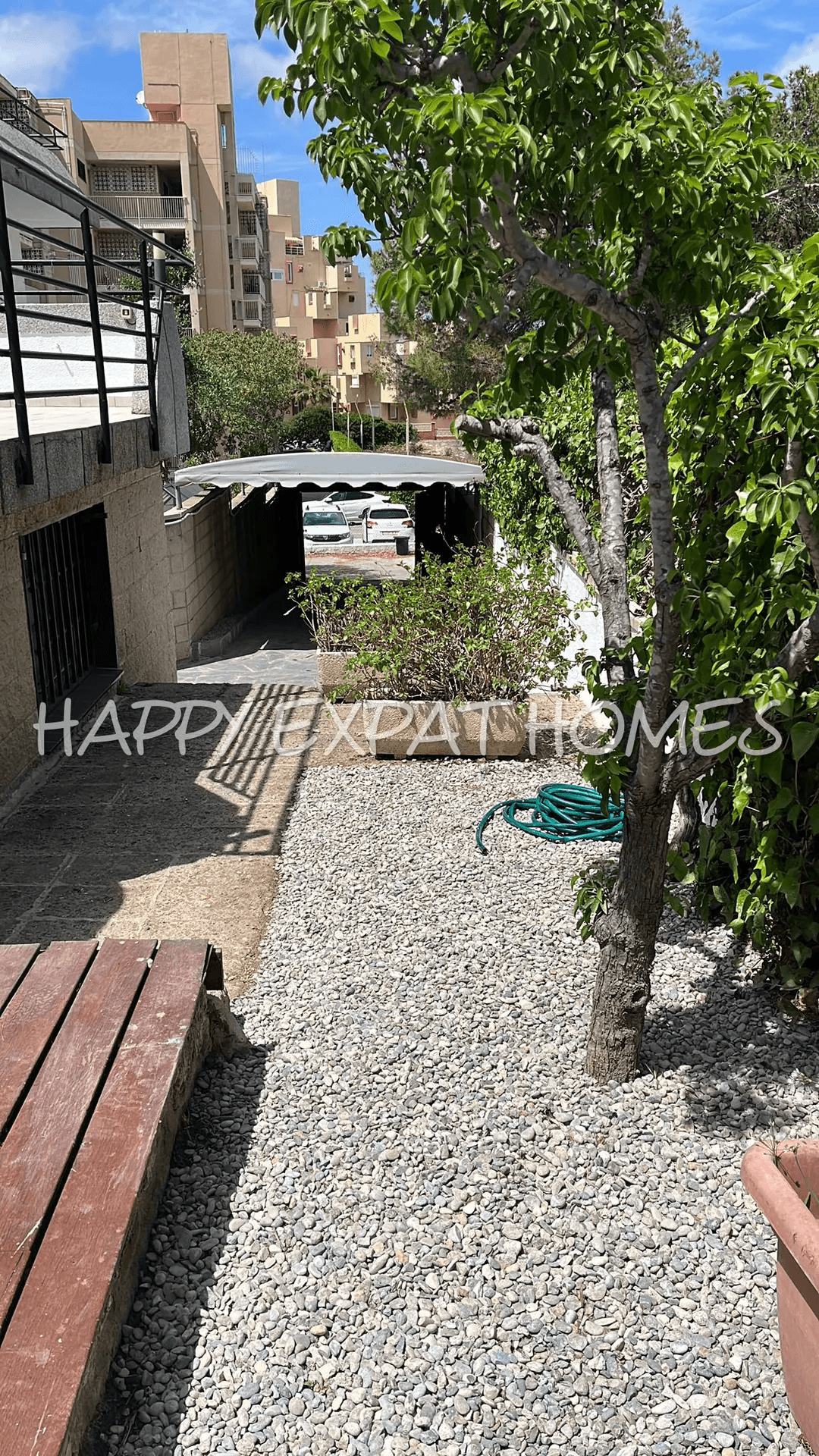 Big villa with private woods and tourist license