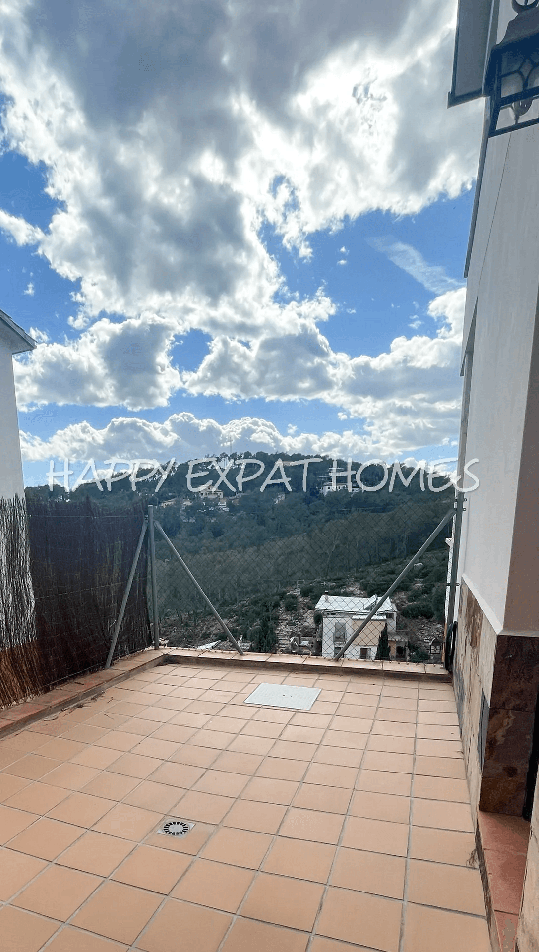 Large duplex house with pool