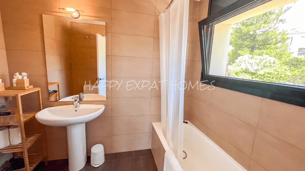 Impressive house with tourist license and sea views in Sitges