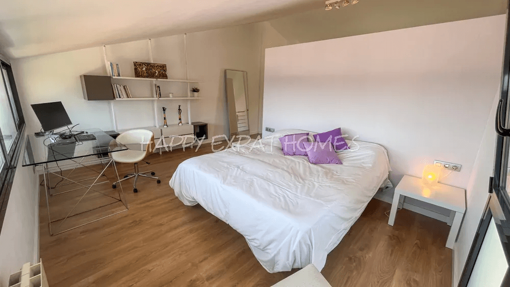 Impressive house with tourist license and sea views in Sitges