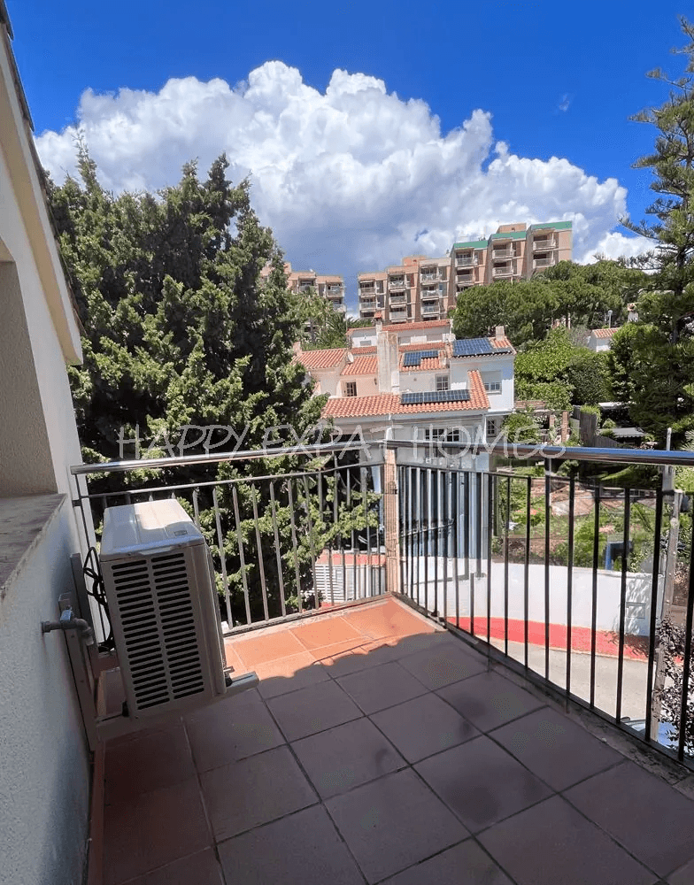 Impressive house with tourist license and sea views in Sitges