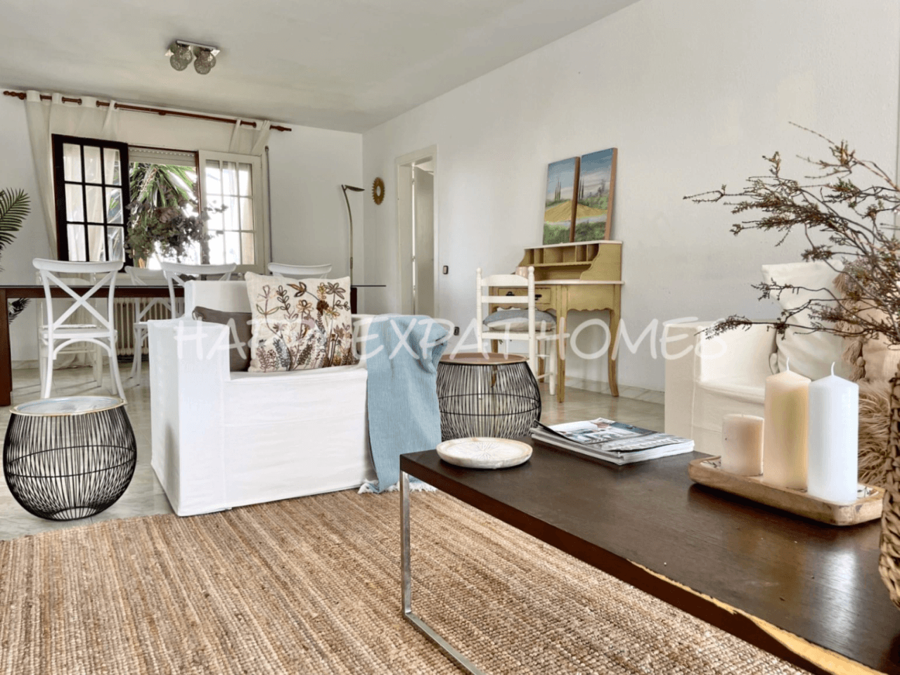 Big villa with private woods and tourist license