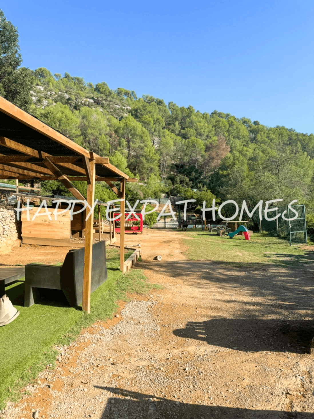 Beautiful Country Estate with endless opportunities near Sitges