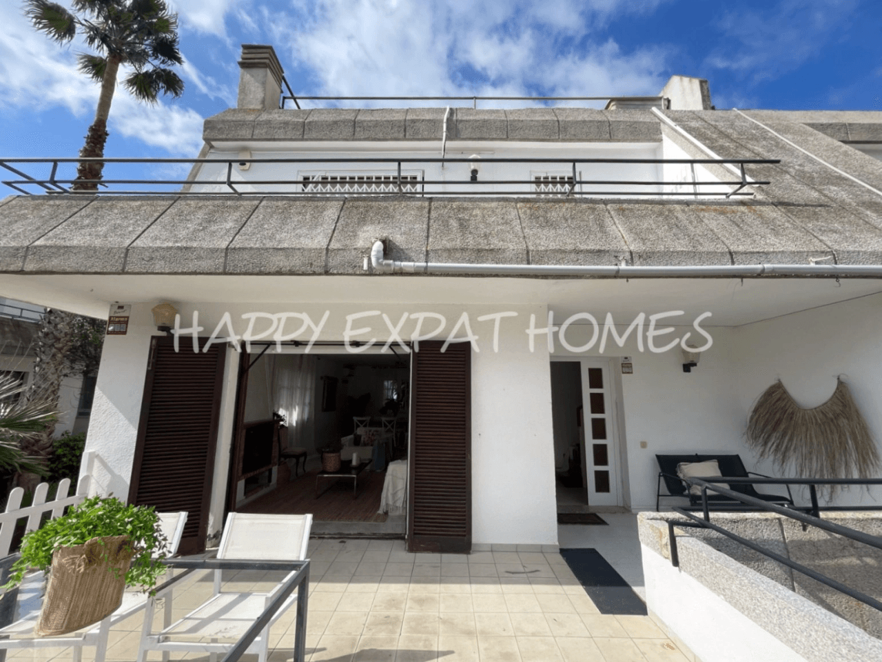 Big villa with private woods and tourist license