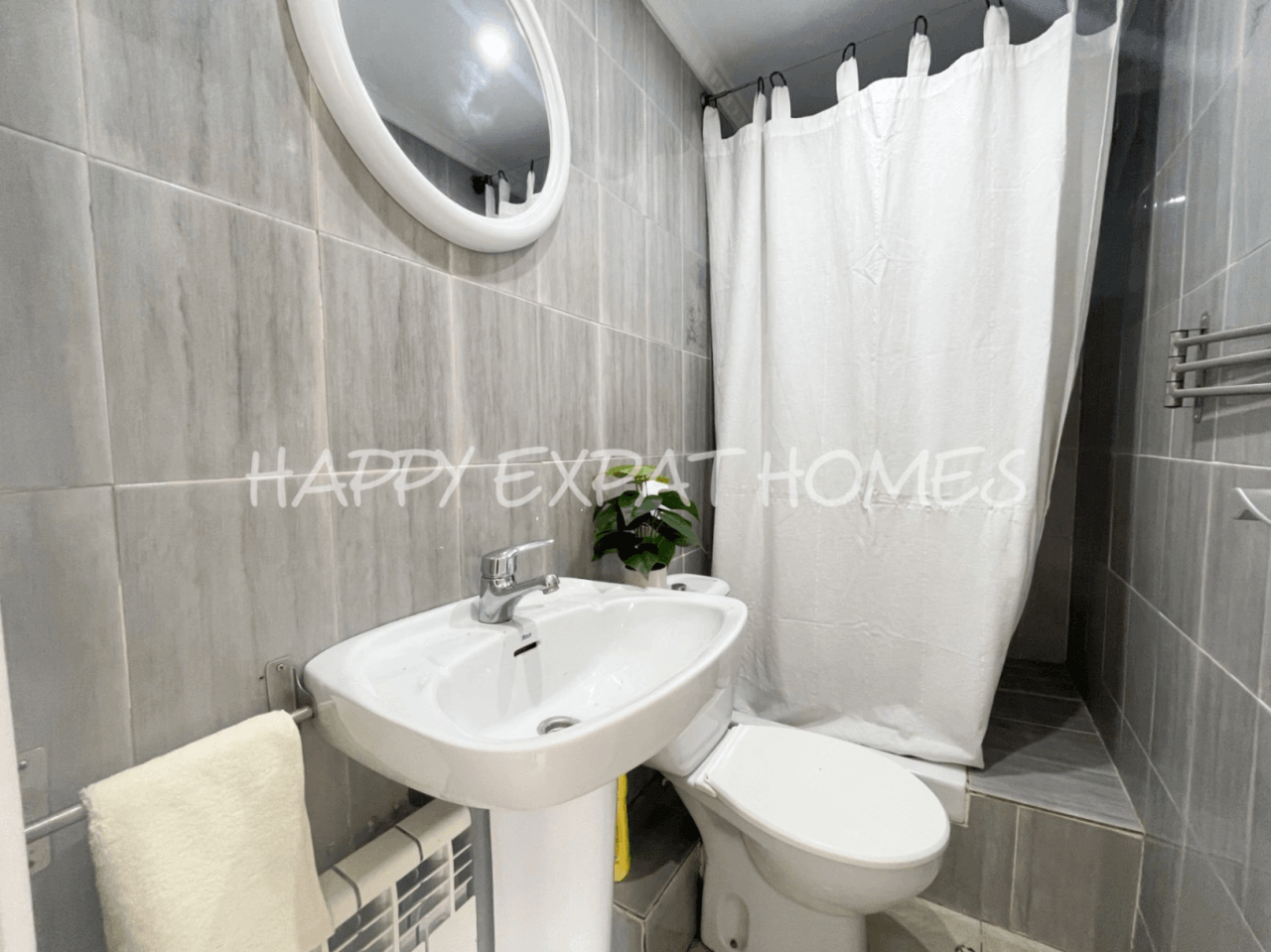 Big villa with private woods and tourist license