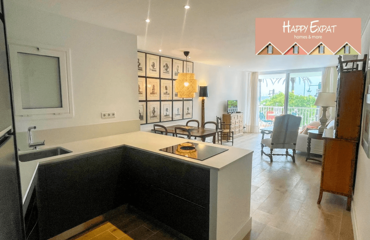 Deco flat in first line - Sitges