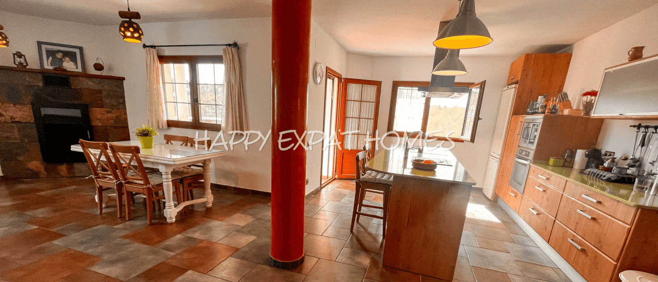 Large duplex house with pool