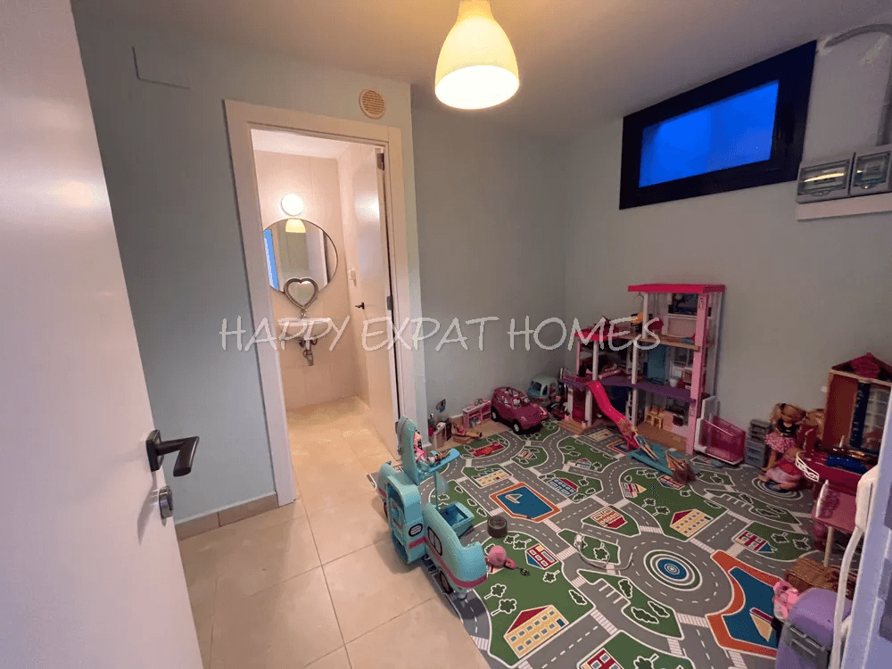 Impressive house with tourist license and sea views in Sitges