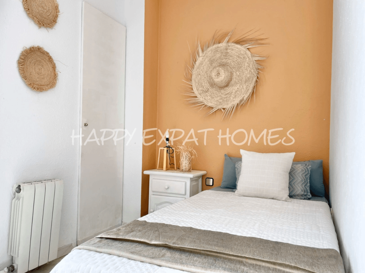 Big villa with private woods and tourist license
