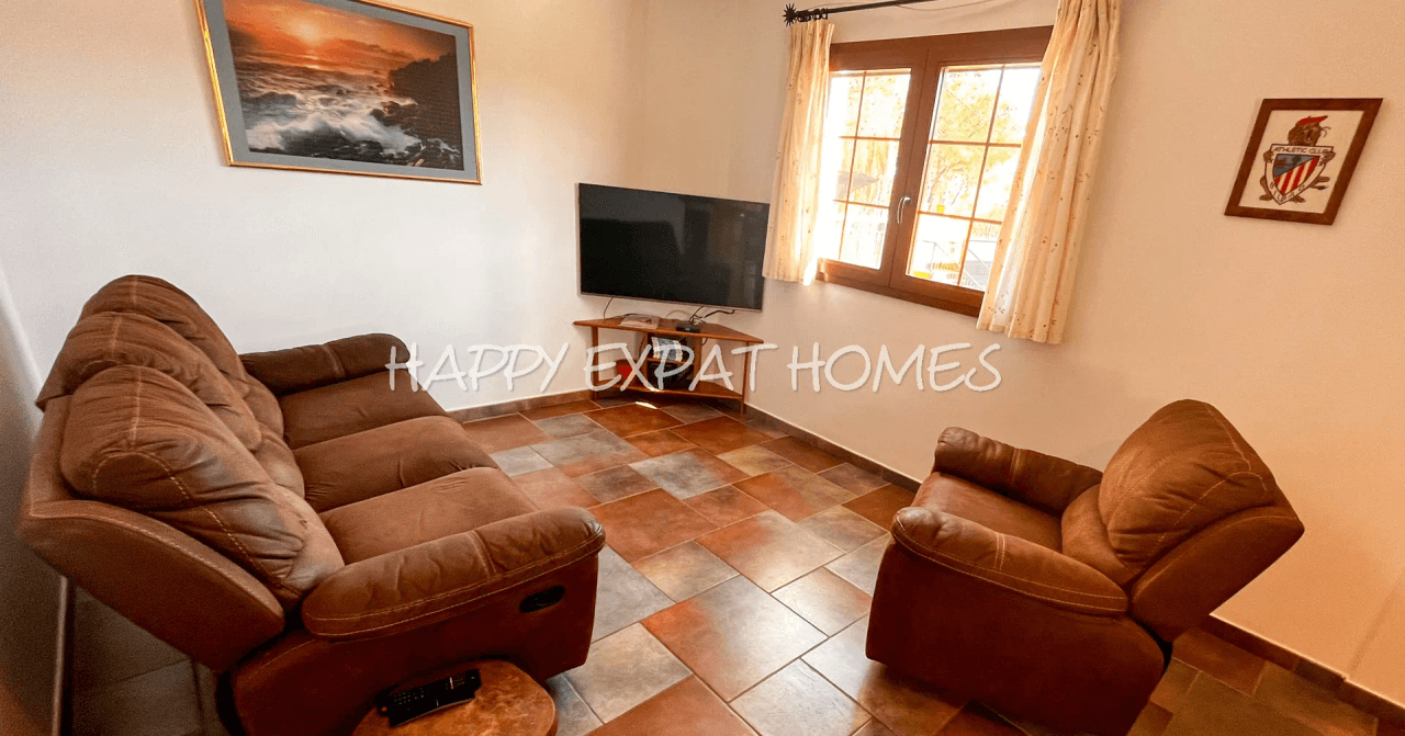 Large duplex house with pool