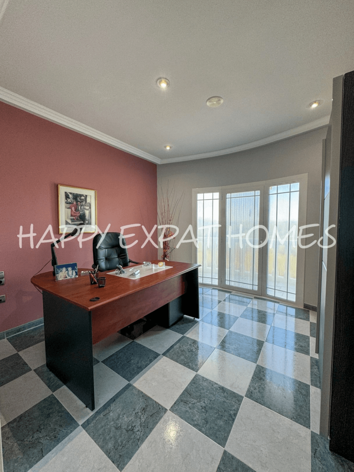 Exceptional villa with fantastic nature park views