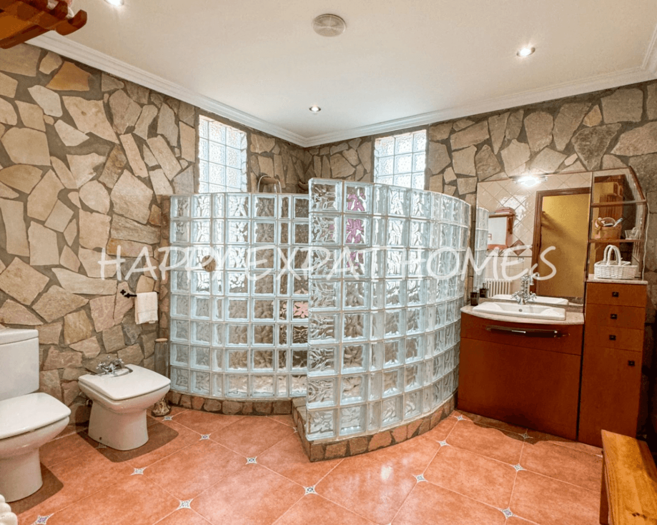 Exceptional villa with fantastic nature park views