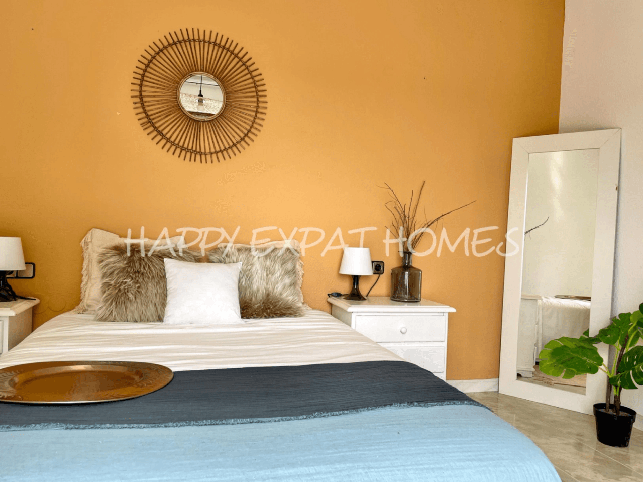 Big villa with private woods and tourist license