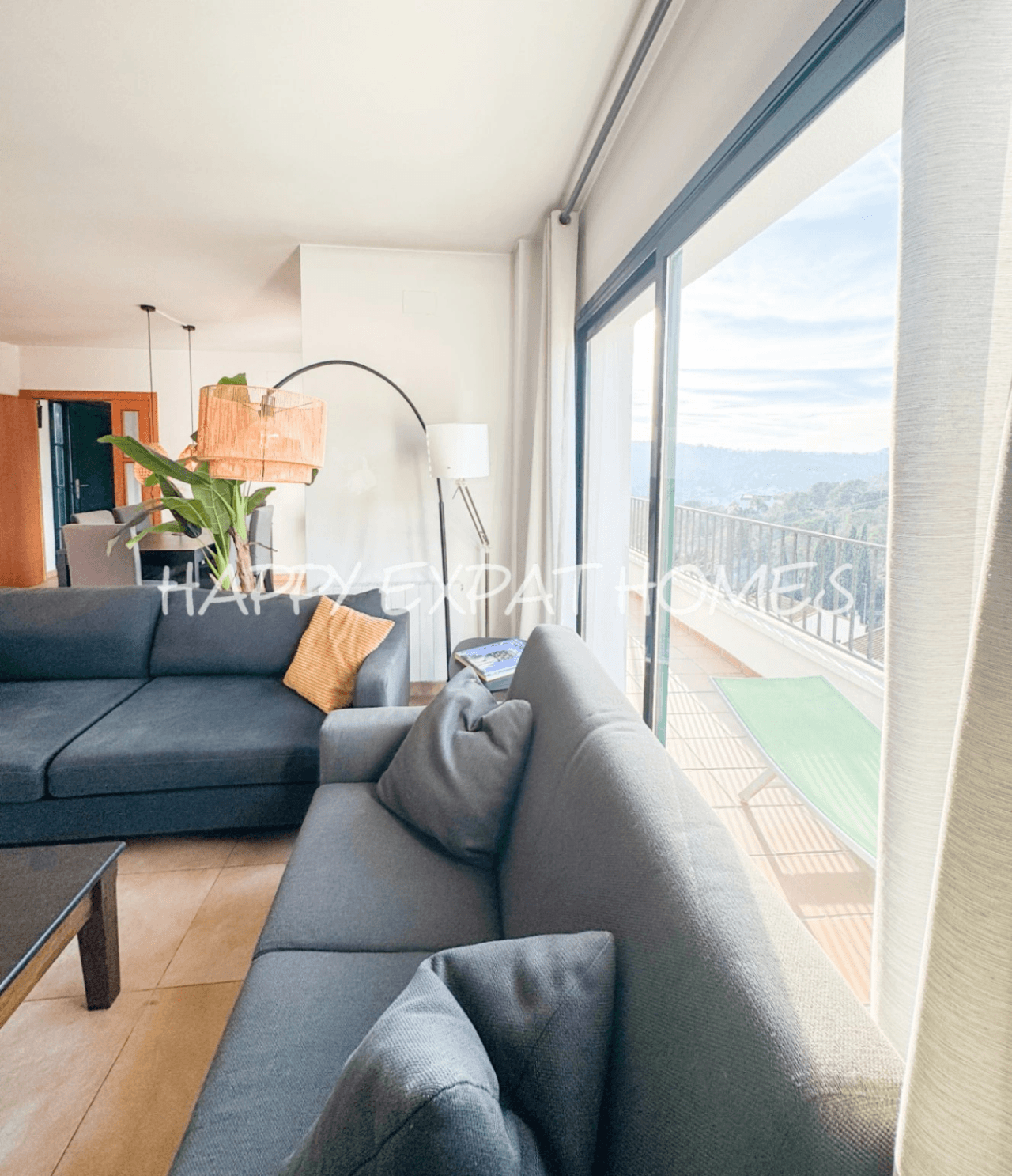 Wonderful modern terraced house with tourist license in Mas Mestre