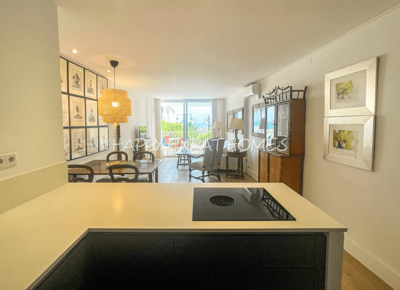 Deco flat in first line - Sitges