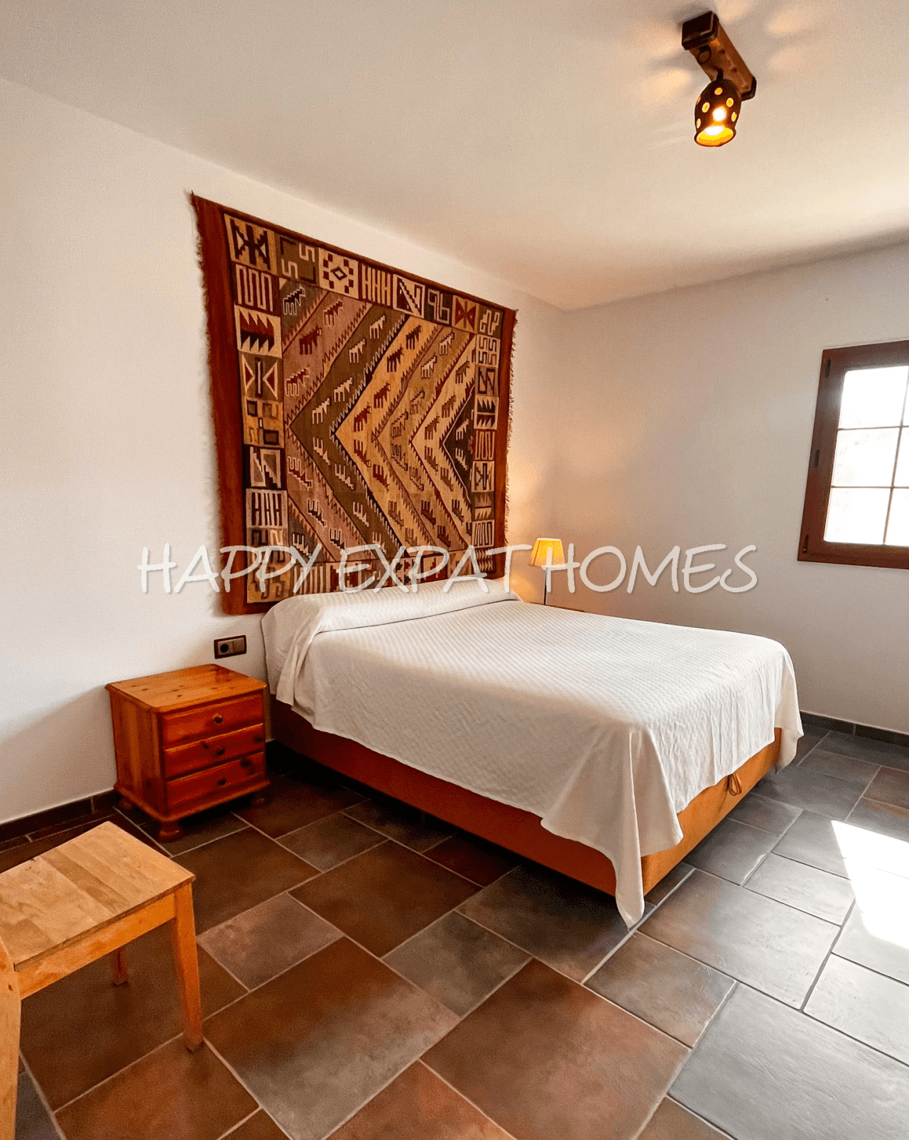 Large duplex house with pool
