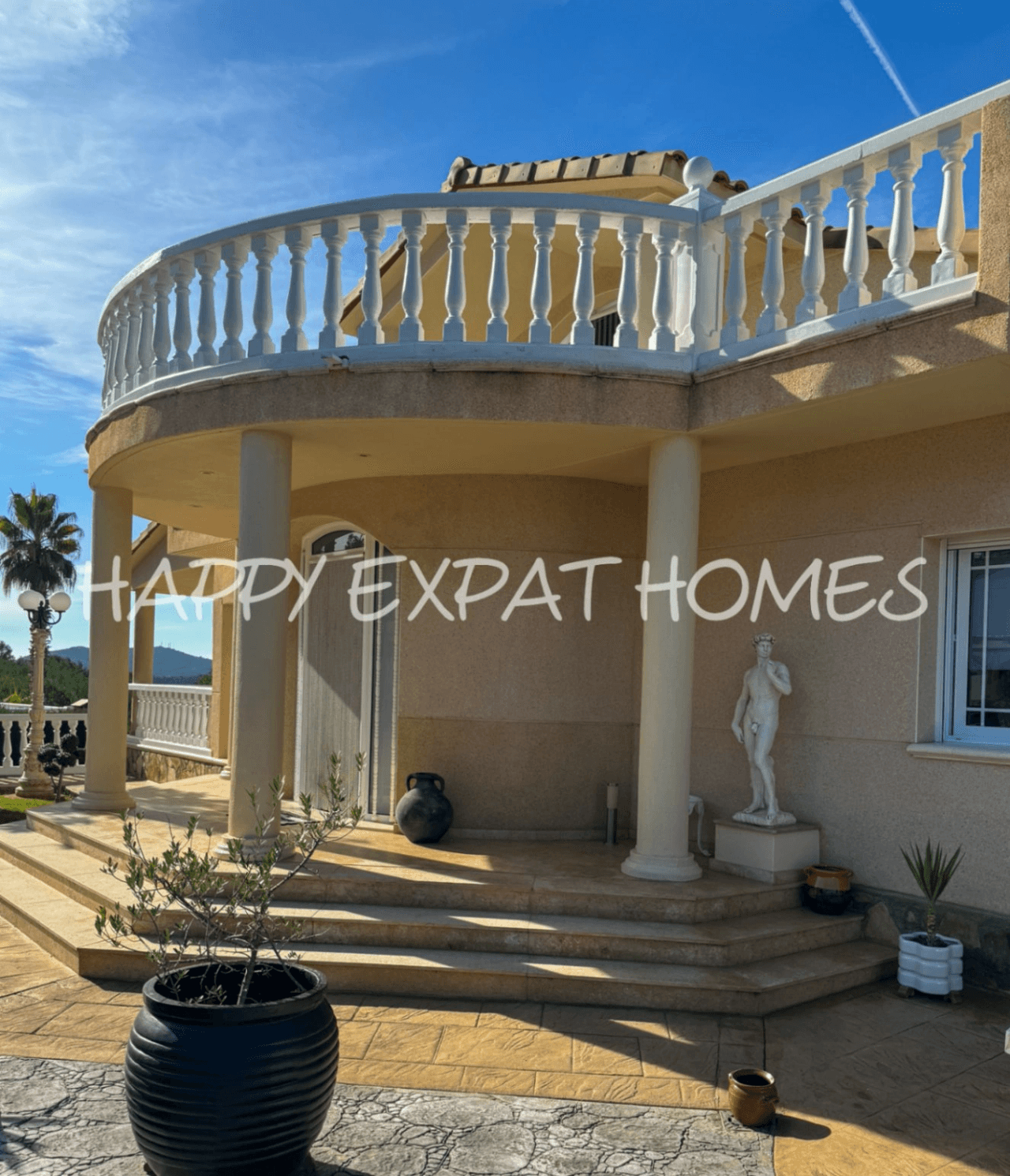 Exceptional villa with fantastic nature park views