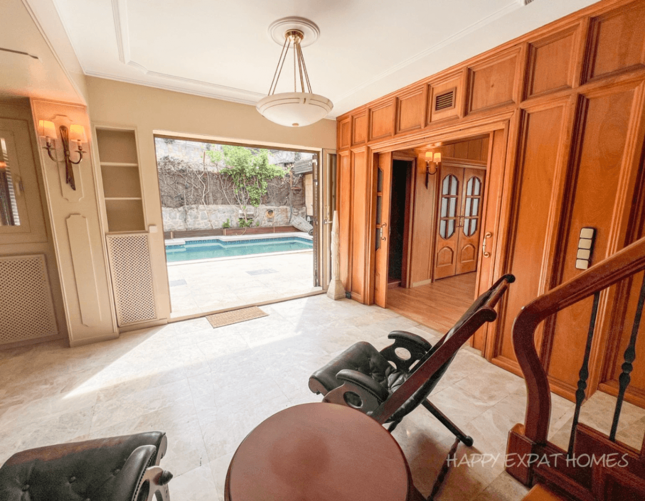 Villa spaziosa con piscina in affitto a Sant Just Desvern