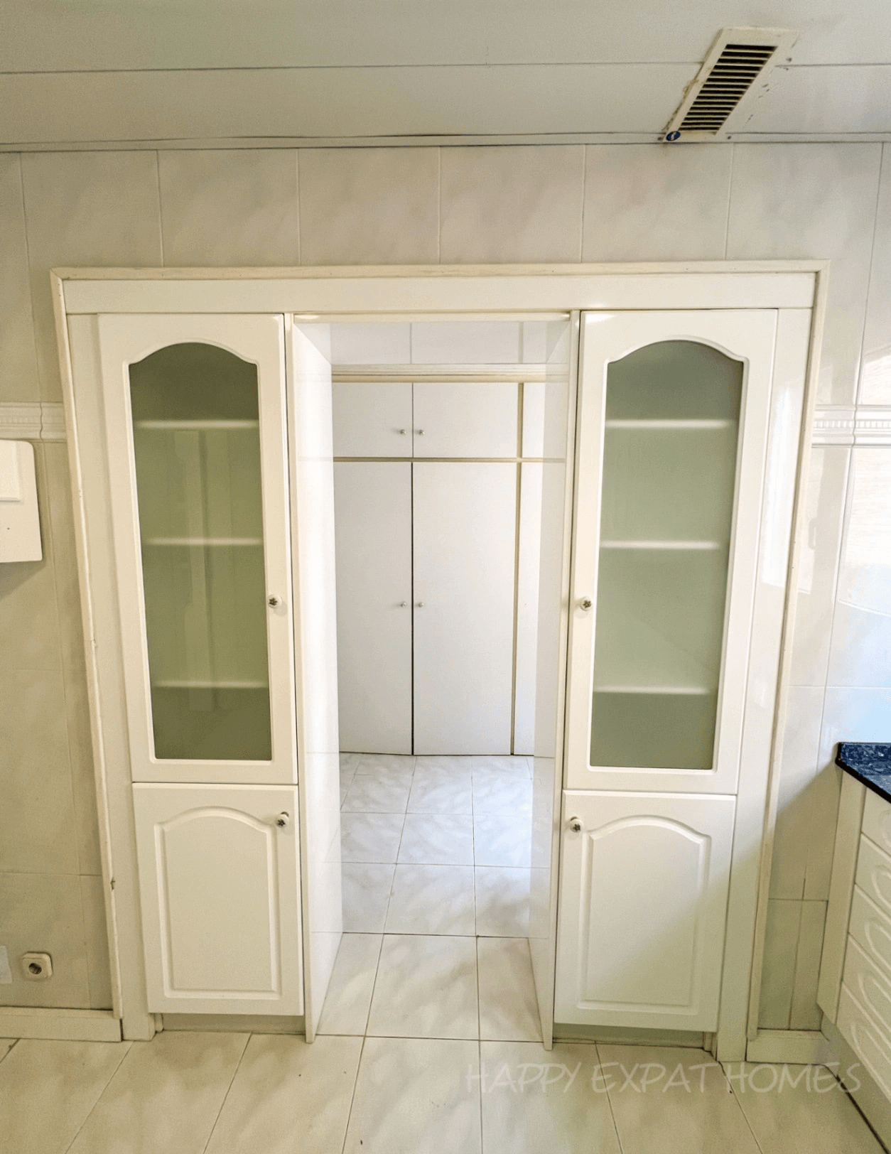 Villa spaziosa con piscina in affitto a Sant Just Desvern