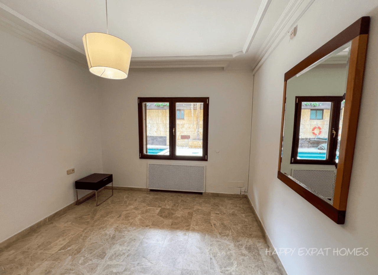 Villa spaziosa con piscina in affitto a Sant Just Desvern