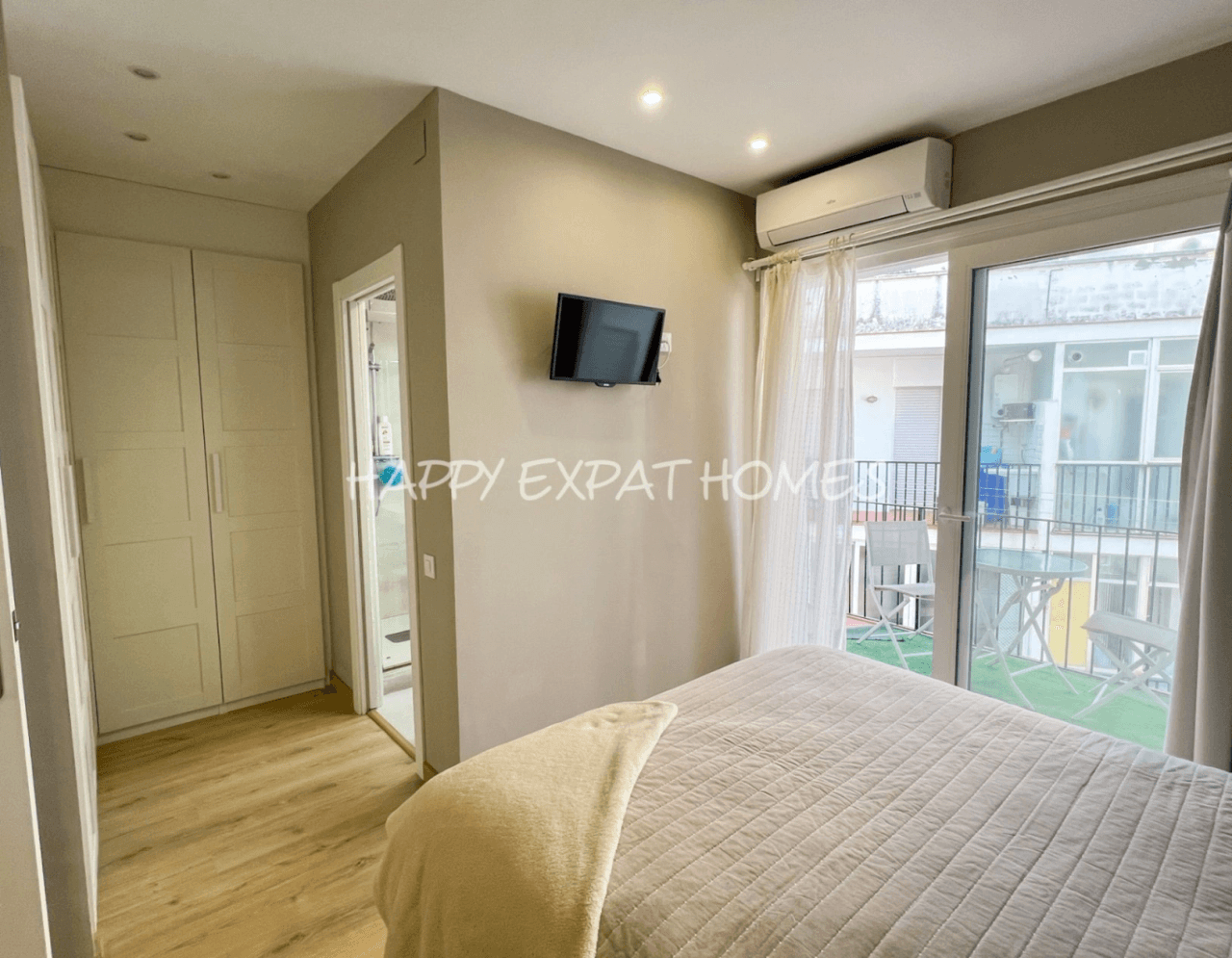 Helle und moderne Wohnung im Zentrum von Sitges