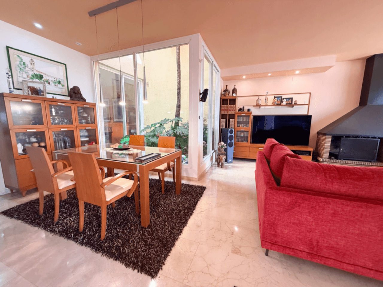 Sea-view townhouse with private garden in gated Vallpineda community, Sitges