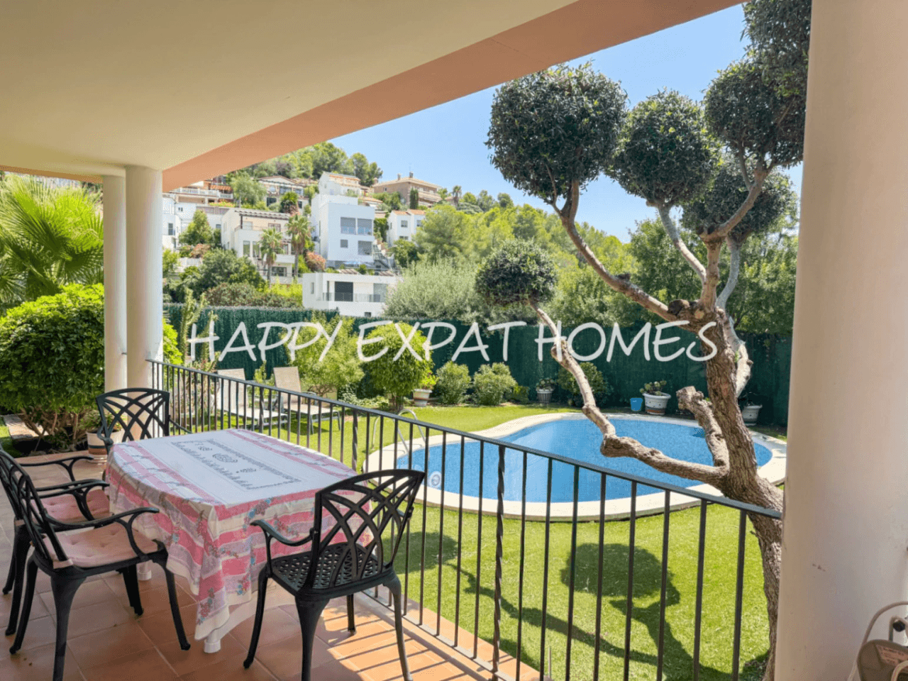 Majestic villa with sea views and pool in Quintmar (Sitges)
