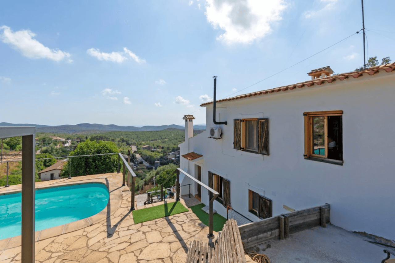Charming country house with pool and sea views next to Plana Novella, surrounded by nature