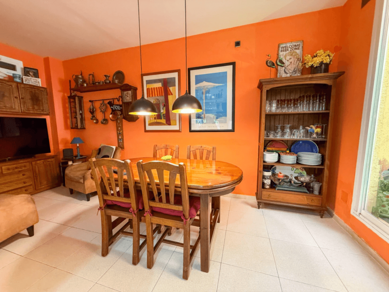Sea-view townhouse with private garden in gated Vallpineda community, Sitges