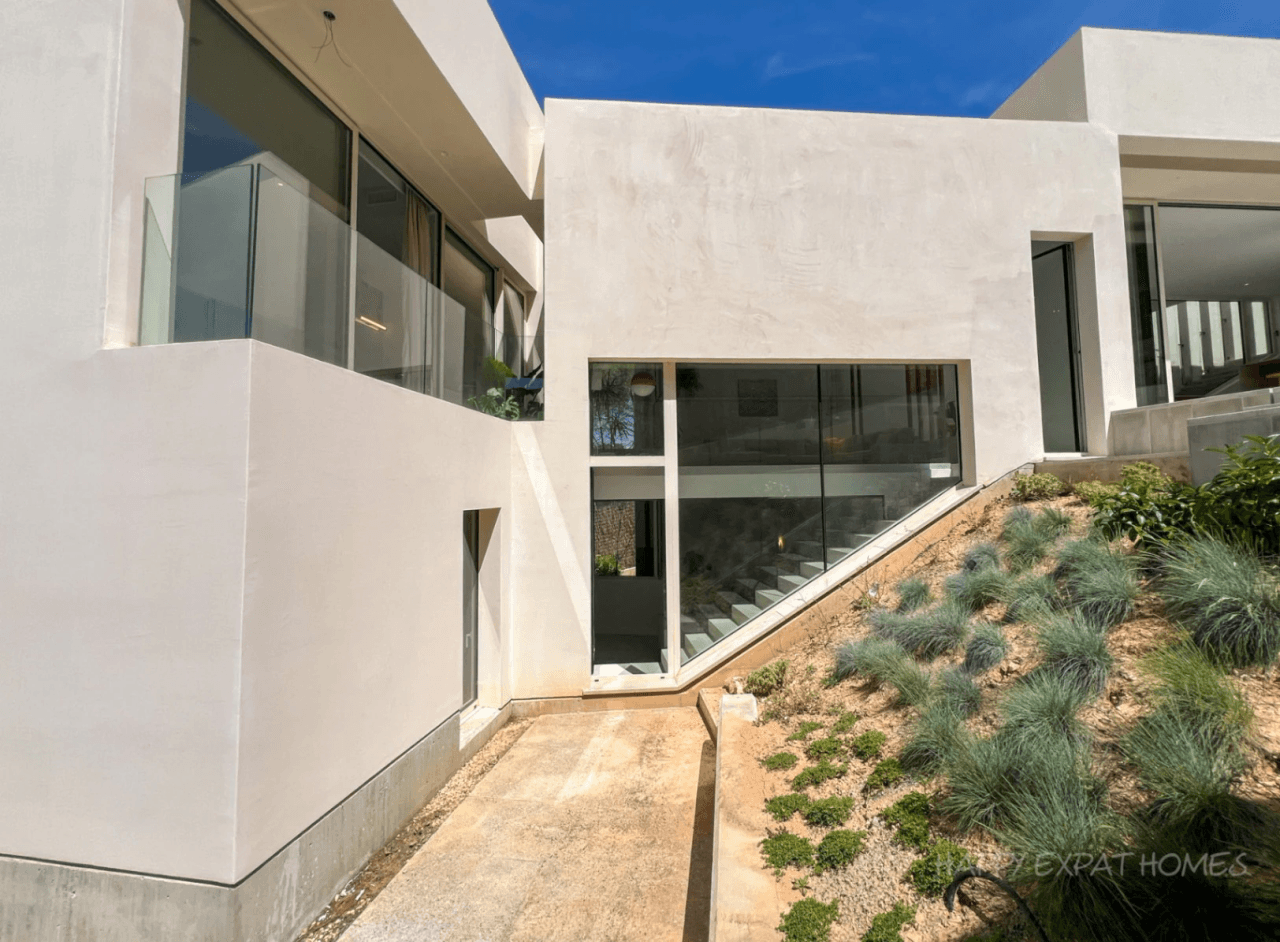 Contemporary Eco-Villa in Mas Alba - New build