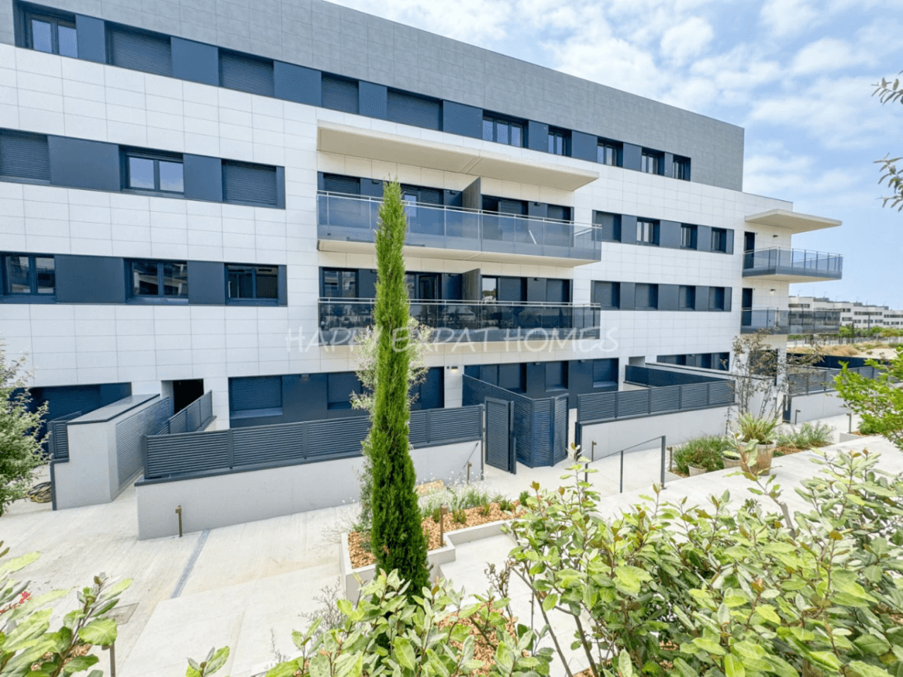 Brand new ground floor apartment with garden, in La Plana - Sitges