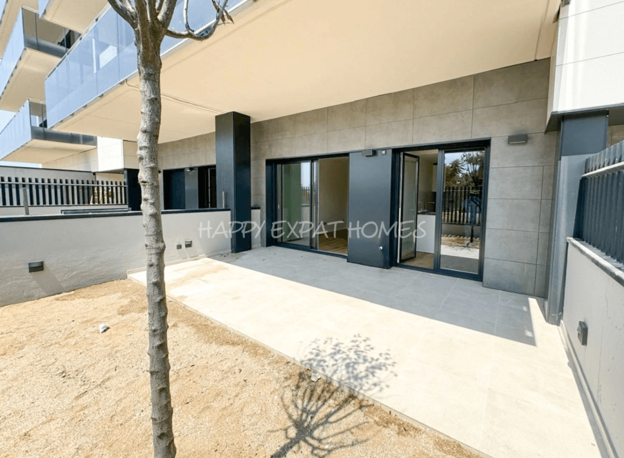 Brand new ground floor apartment with garden, in La Plana - Sitges