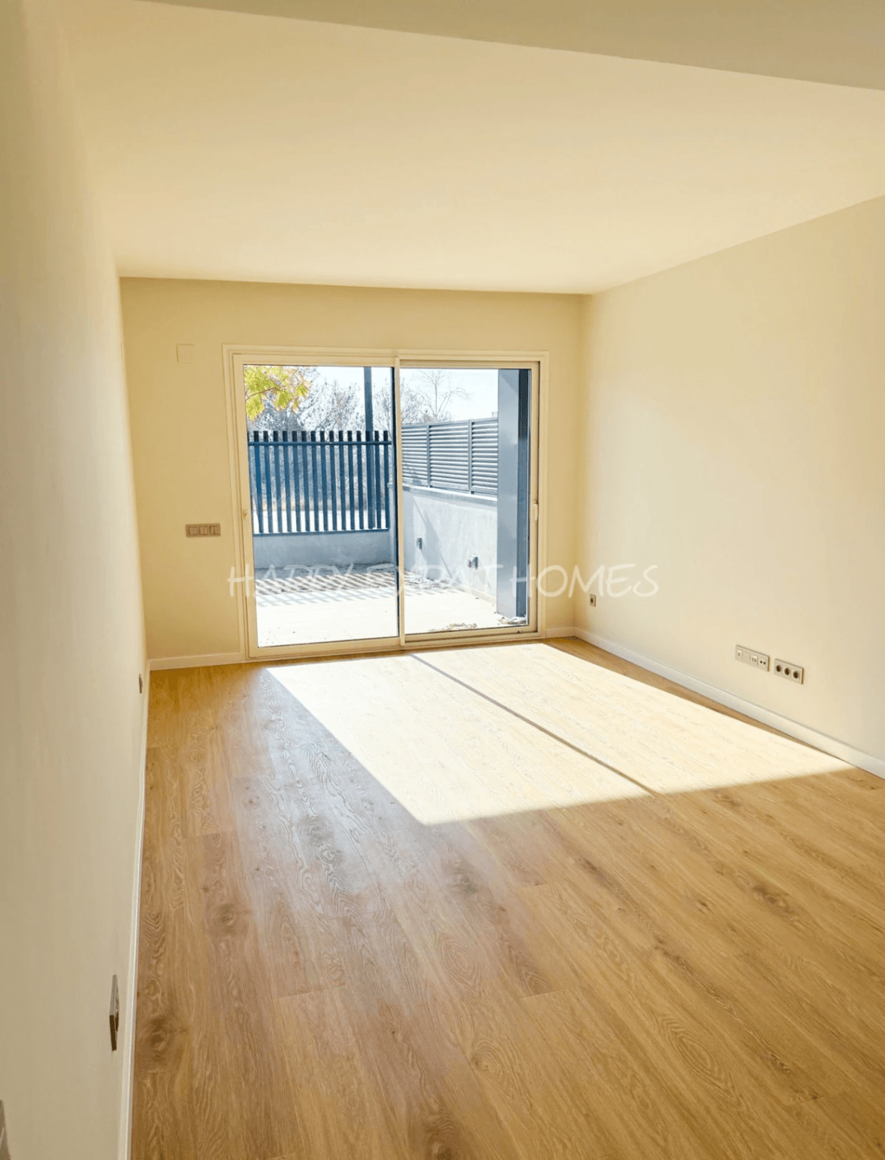 Brand new ground floor apartment with garden, in La Plana - Sitges