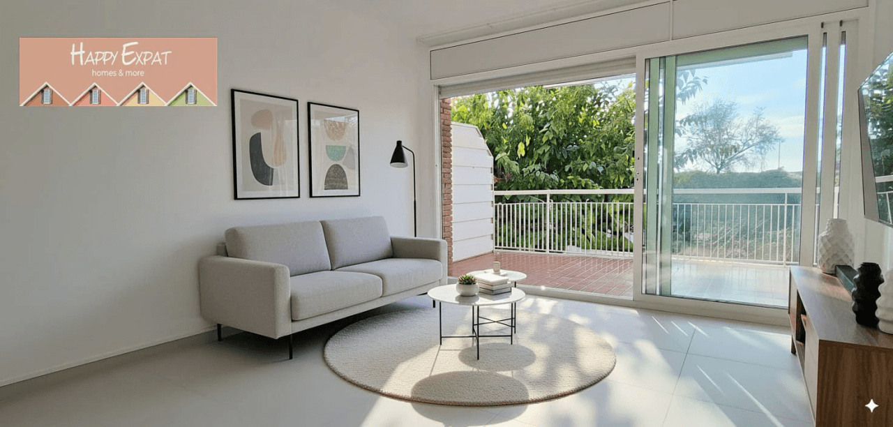 2-bedroom refurbished apartment in first line