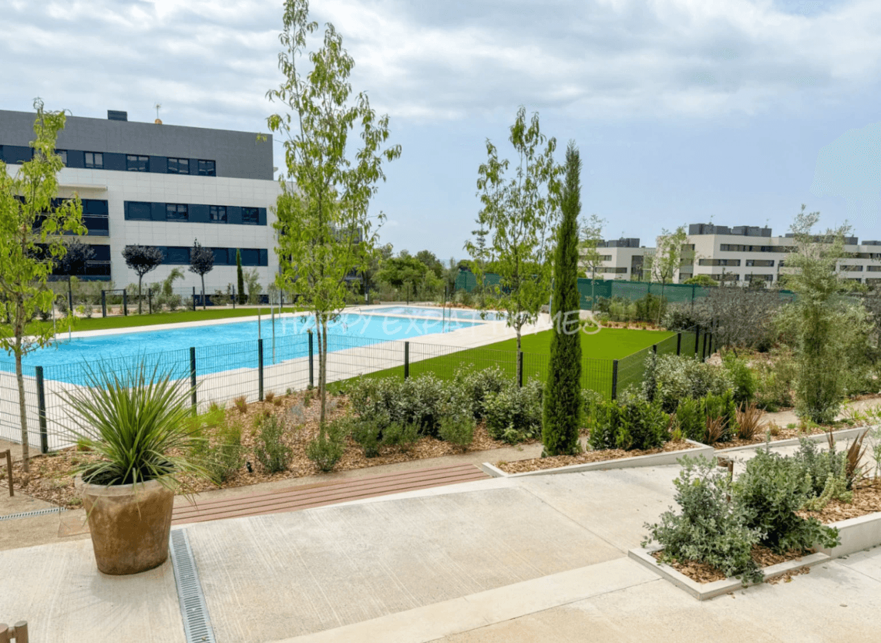 Brand new ground floor apartment with garden, in La Plana - Sitges