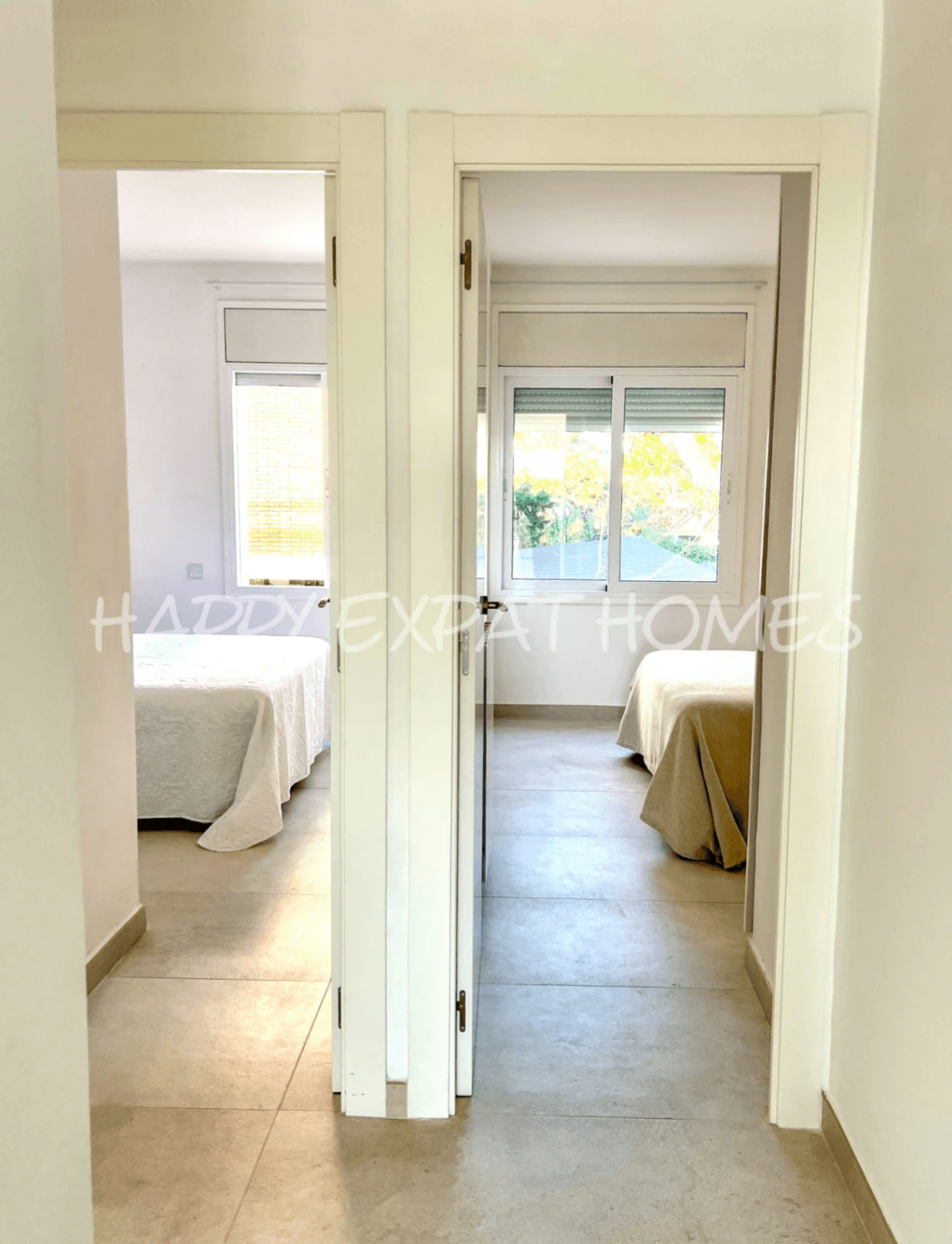 2-bedroom refurbished apartment in first line