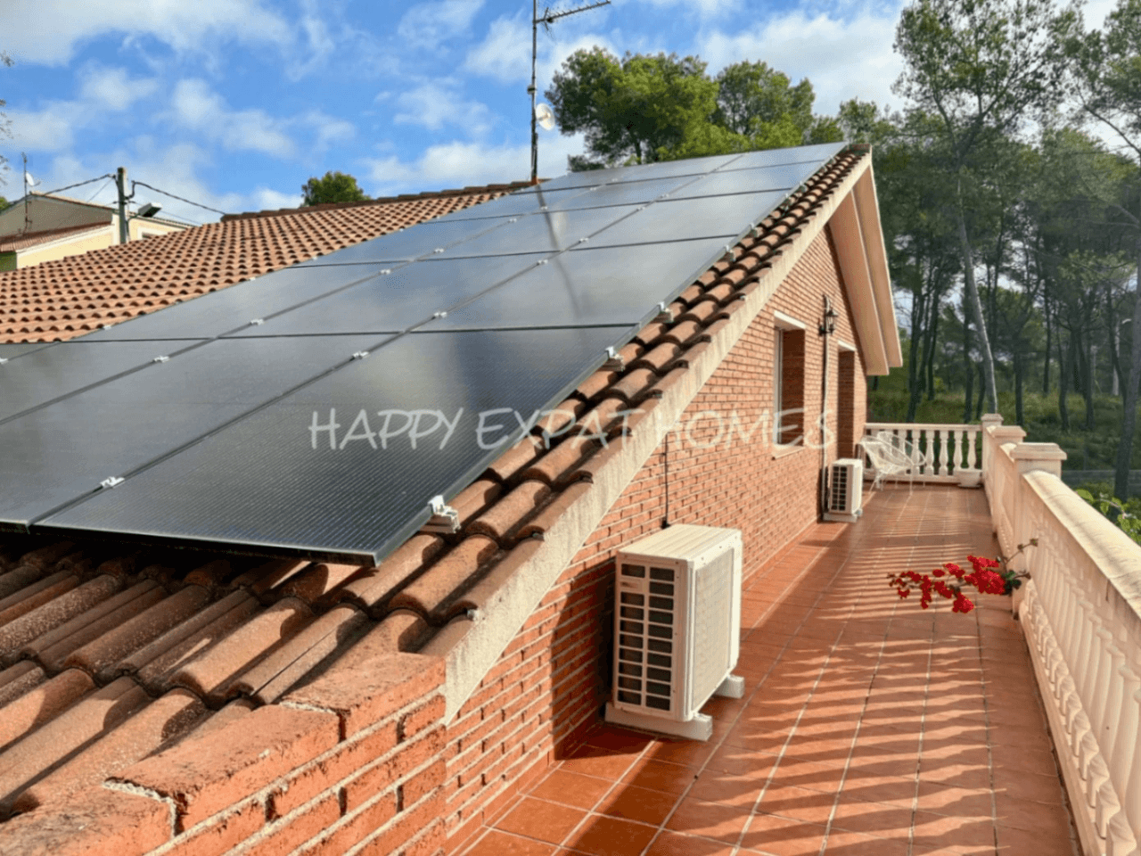 Bright and Spacious Villa with Pool, Garden, and Outdoor Living Areas in Olivella