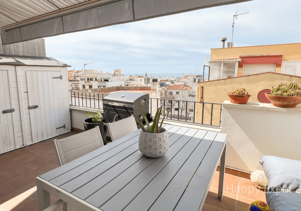 Zolder duplex met geweldig uitzicht in Sitges