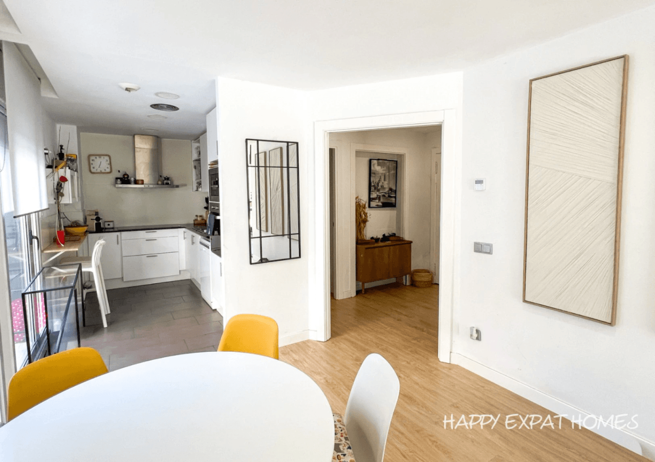 Unique apartment in La Plana (Sitges) with 205m2 private garden